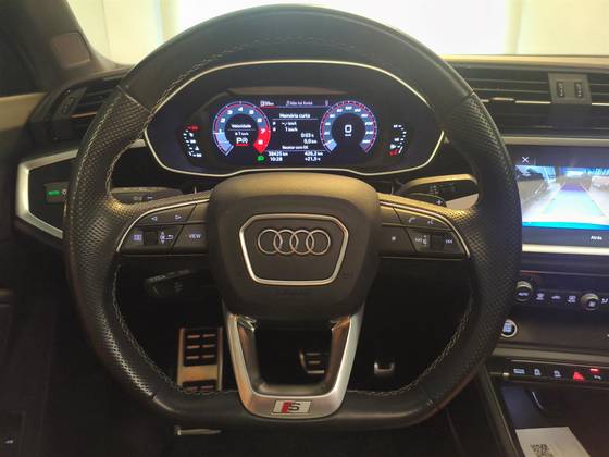 AUDI Q3 2.0 40 TFSI GASOLINA PERFORMANCE BLACK QUATTRO TIPTRONIC AUDI Q3 2.0 40 TFSI GASOLINA PERFORMANCE BLACK QUATTRO TIPTRONIC